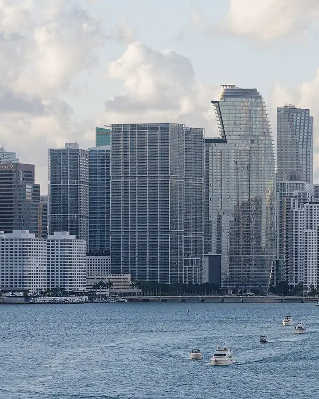 We Buy Houses Miami Beach, FL | Sell My House Fast Miami Beach, FL | Prominent Cash Offer